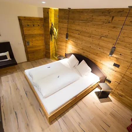 费瑞豪斯阿尔宾娜酒店