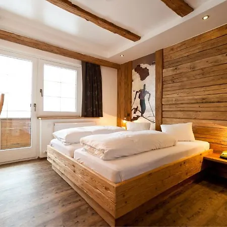 费瑞豪斯阿尔宾娜酒店 招待所